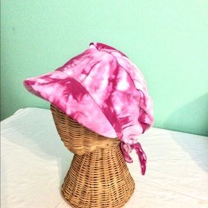 Cute hat, mottled pink, ties at back — PROCEEDS TO FAMILY HEART FOUNDATION!